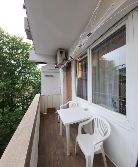 City Center Apt Wfree P Skopje Exterior photo
